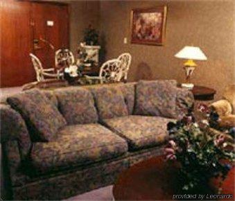 Lees Inn & Suites Muncie Pokoj fotografie